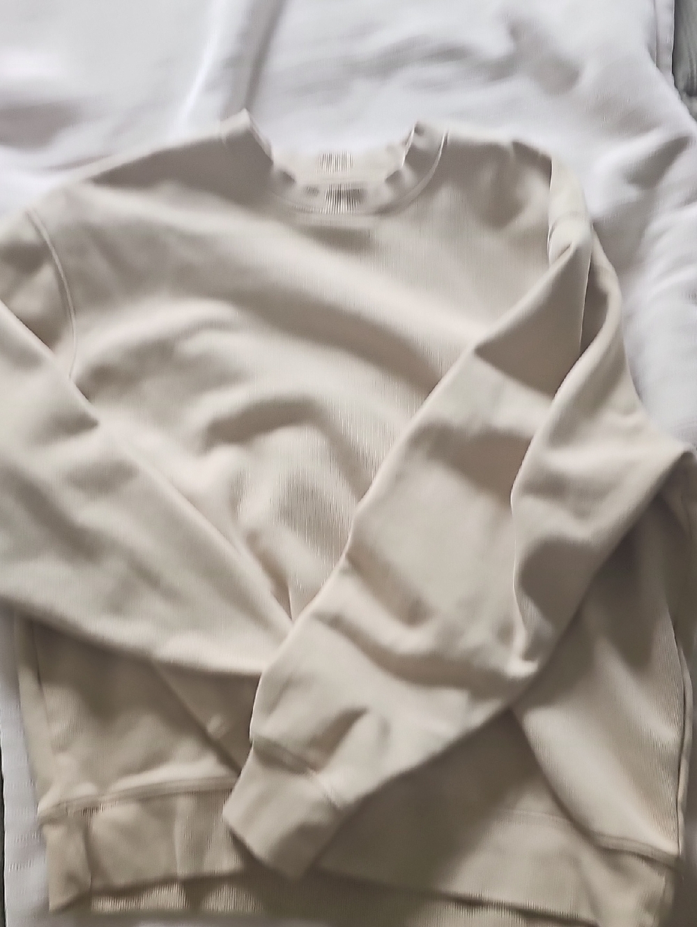 Old Navy Cream Crewneck Sweater